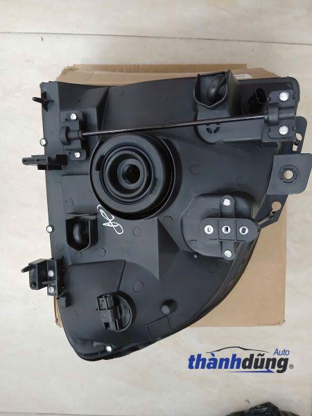 ĐÈN HẬU TRÁI XE HYUNDAI PORTER 2 | 921014F000