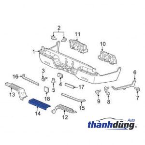 Alternative view of ỐP CẢN SAU MITSUBISHI TRITON 2015-2020 | 6420A018