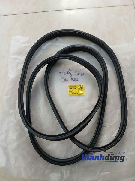 RON CỬA HẬU XE NISSSAN SUNNY 2019 | 848303AW0A