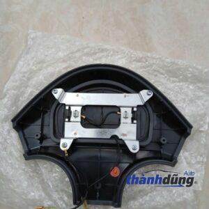 NẮP PHÍM CÒI XE HYUNDAI PORTER H100 | 561004B100