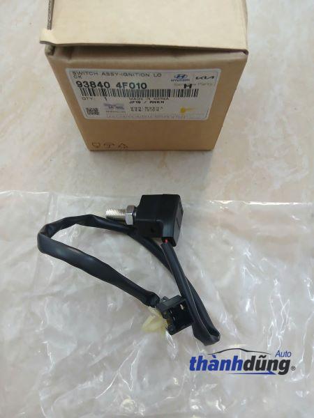 CÔNG TẮC CHÂN CÔN HYUNDAI PORTER 2 2004-2016 | 938404F110
