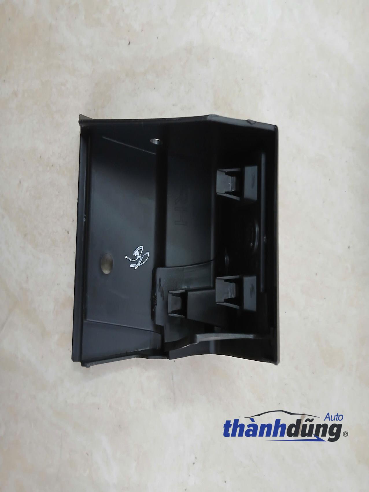 ỐP ĐẦU BẬC LÊN XUỐNG MAZDA CX5 2020 | KD5H51W82
