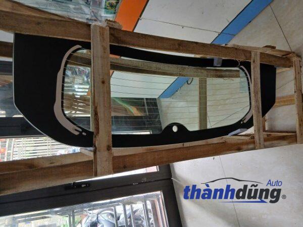 KÍNH CỐP HẬU VINFAST VF5 | BT260330060